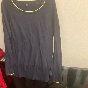 FINAL MARKDOWN Gap knit top medium